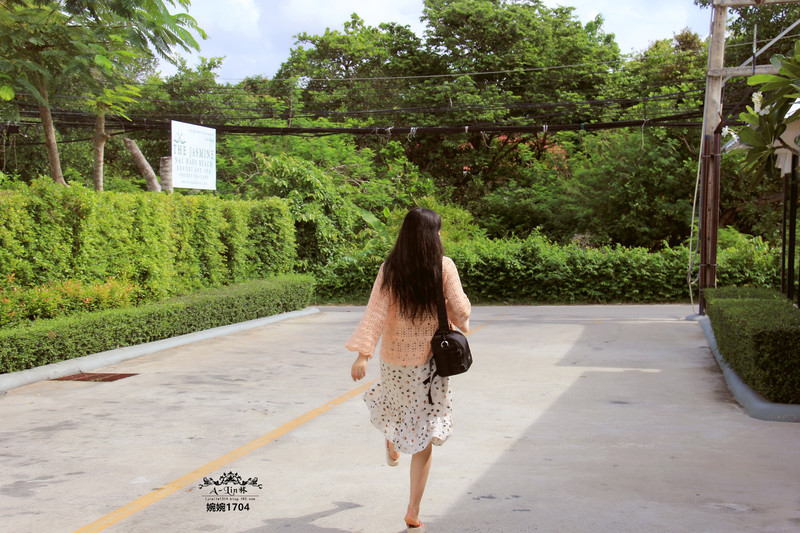 【A-Lin林】婉婉--鉤件開衫去旅行吧！1704《亮亮織吧》群作業(yè) - A-Lin林 - A-Lin的手工博客